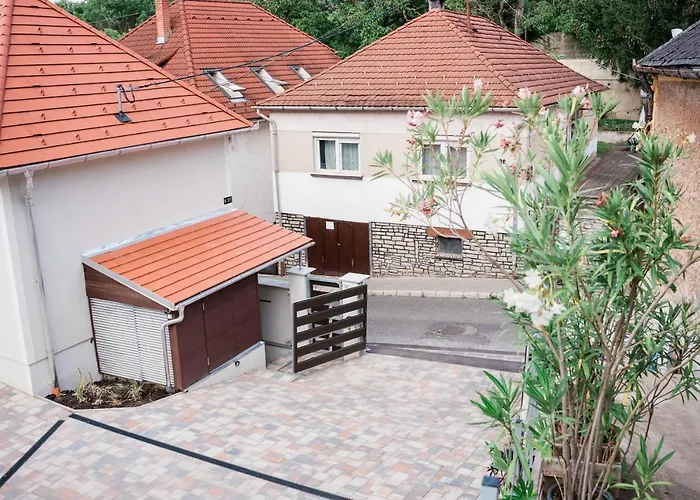 Monbuhim Premier Veszprém